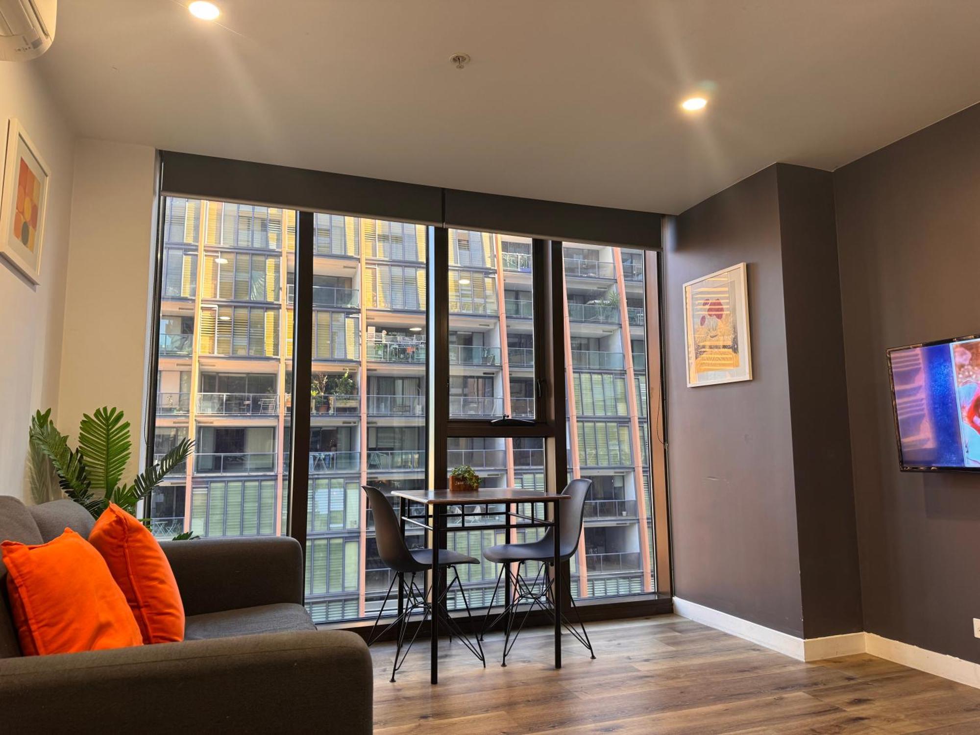 Aura On Flinders Serviced Apartments Melbourne Luaran gambar