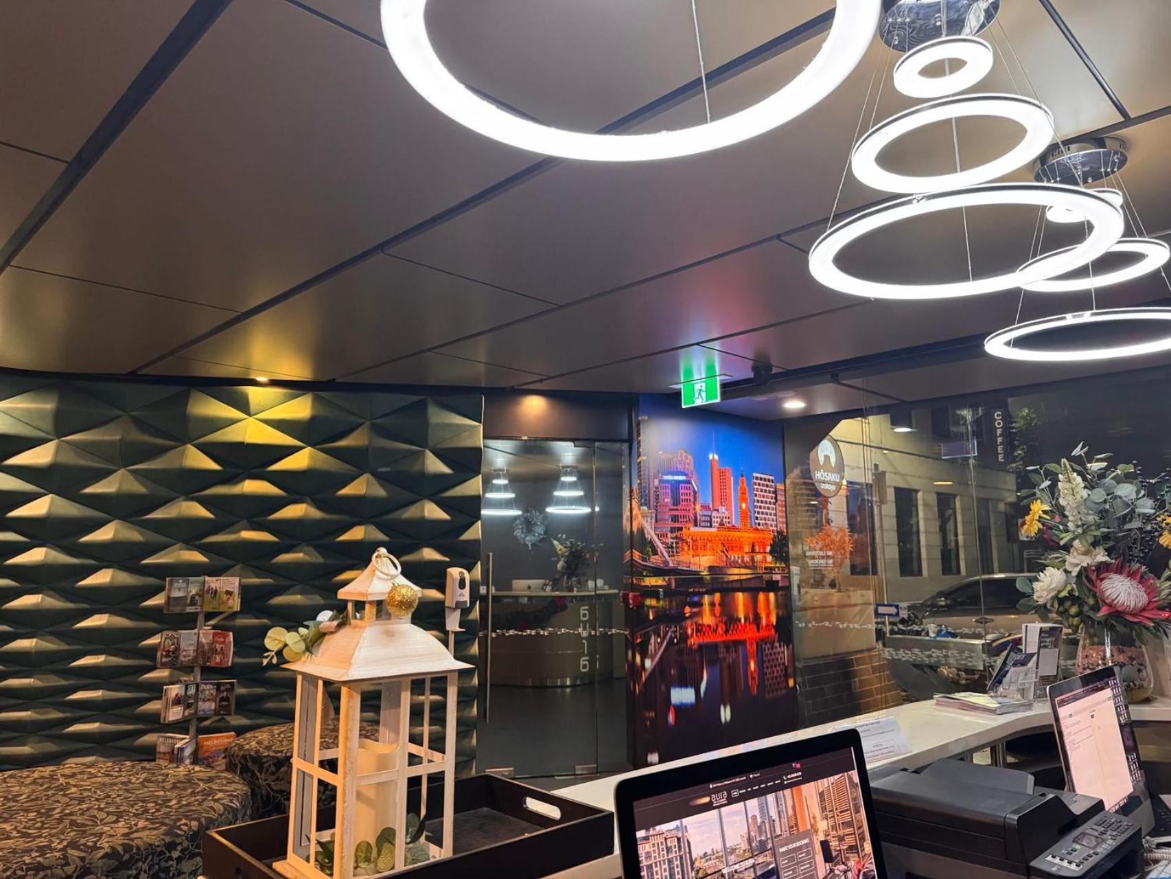 Aura On Flinders Serviced Apartments Melbourne Luaran gambar