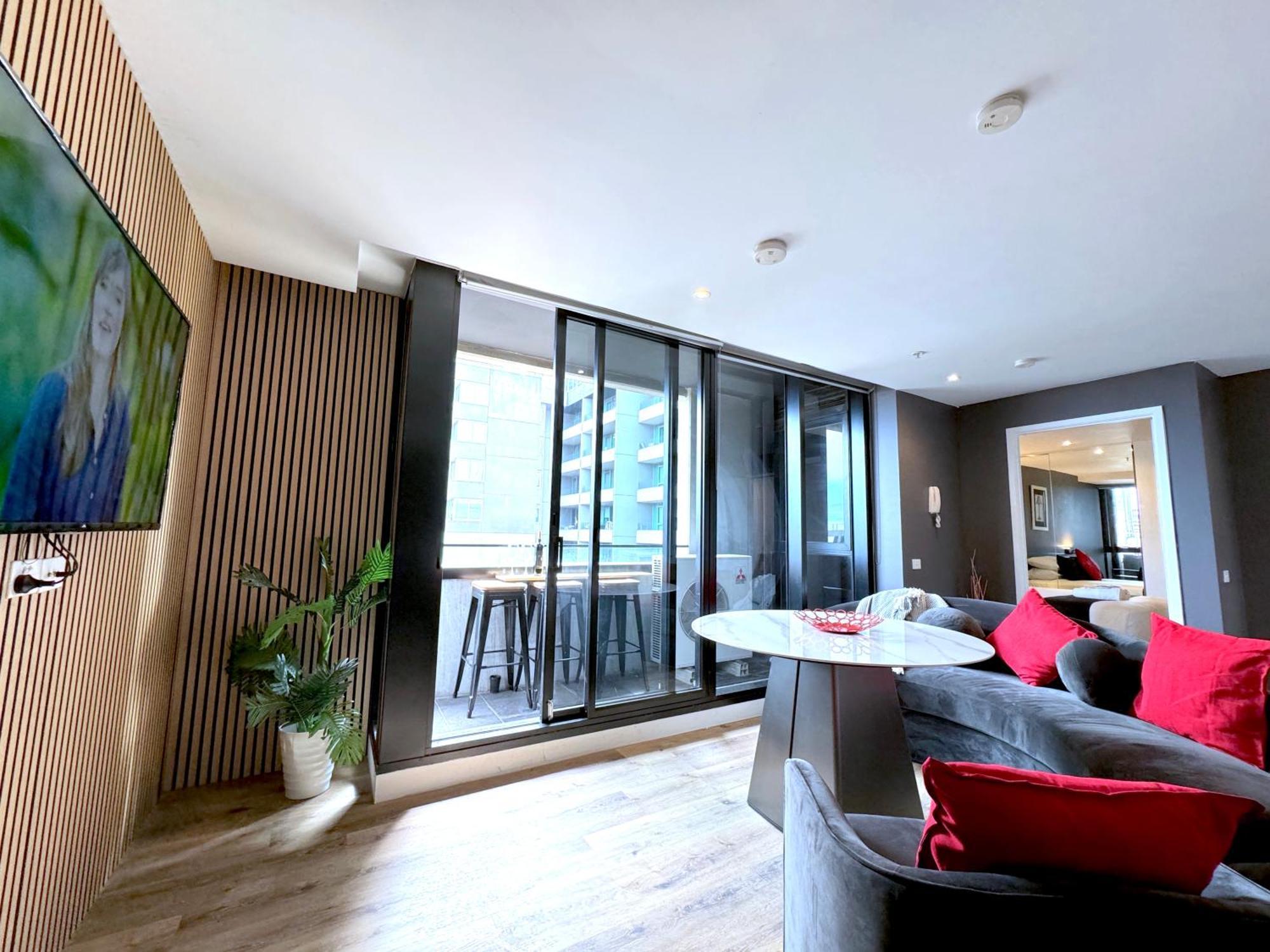 Aura On Flinders Serviced Apartments Melbourne Luaran gambar