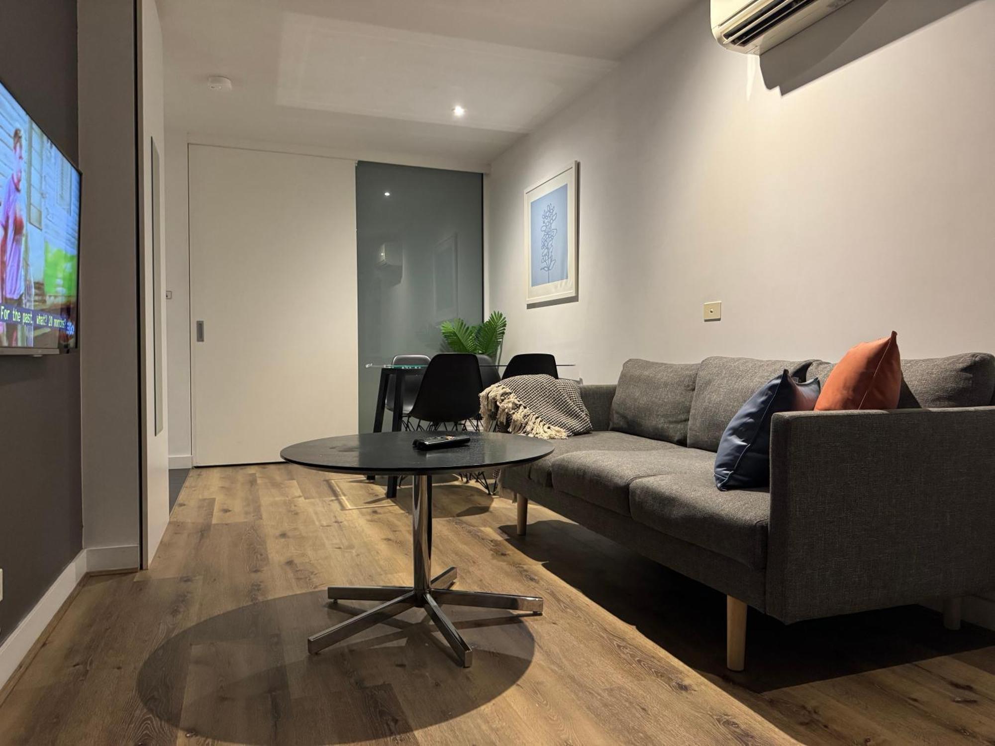 Aura On Flinders Serviced Apartments Melbourne Luaran gambar